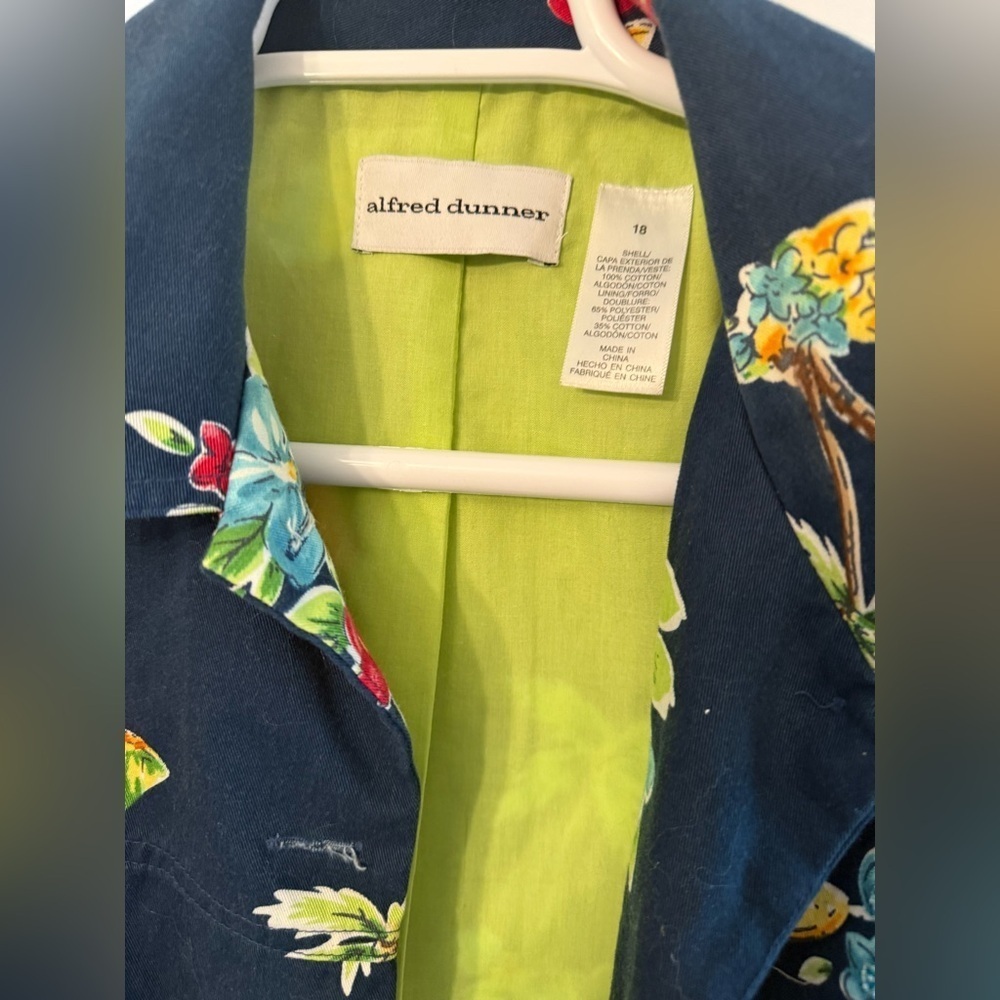 ALFRED DUNNER TROPICAL FRUIT FLORAL NAVY JACKET SIZE 18 - Picture 3 of 8